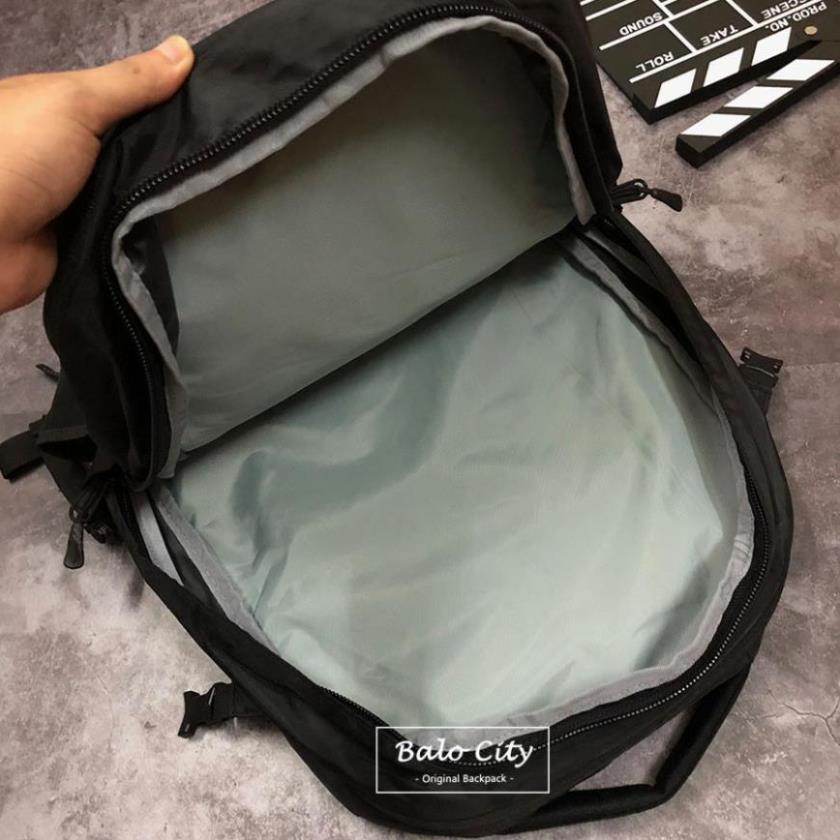 Balo TNF Surge Transit - Chính Hãng Full Tem Tag  xịn .xuất xịn