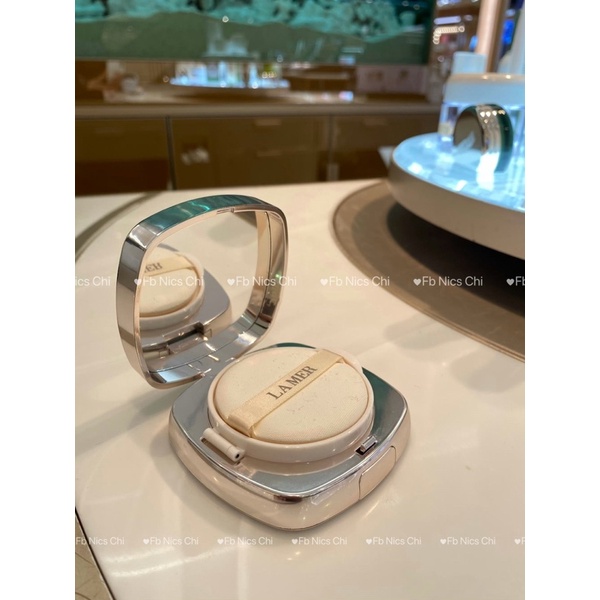 Cushion trang điểm La Mer The Luminous Lifting