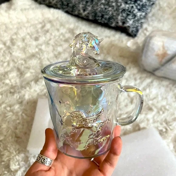 Ly cốc Flower Knows Unicorn kỷ niệm 6 năm