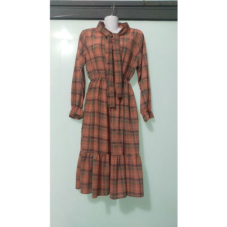 Đầm dài tay sọc cam size S