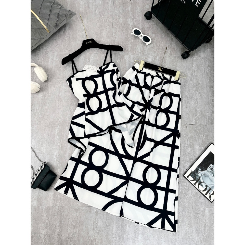 Set Kẻ Hình Áo 2 Dây Mix Chấn Váy Dài, Chất Lụa Mịn Mướt