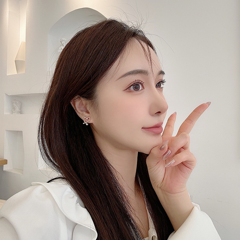 Khuyên tai kẹp không bấm lỗ chốt cố định K374 bằng hợp kim mạ vàng hình trái tim đính đá hạt trai dáng ngắn Leous