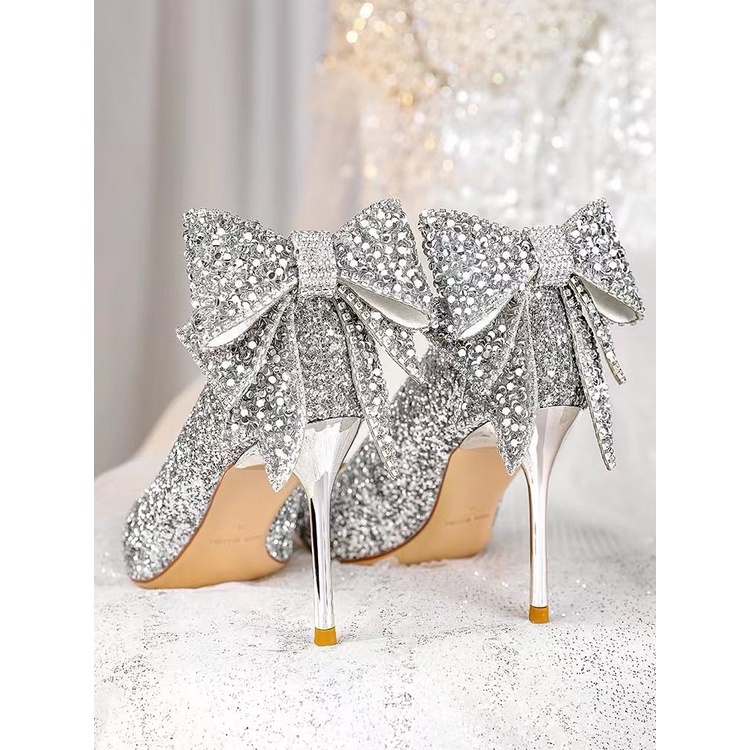 Giày Cao Gót Đính Đá Lấp Lánh Màu Sắc Sang Trọng Hợp Thời Trang Cho Bạn Gái