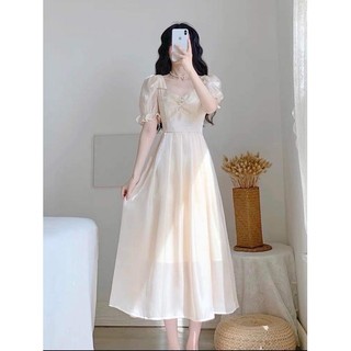Váy Angel kem tiểu thư cổ vuông, nhúm sát cổ điệu đà đính kèm khuy ngọc cực chảnh mã V926