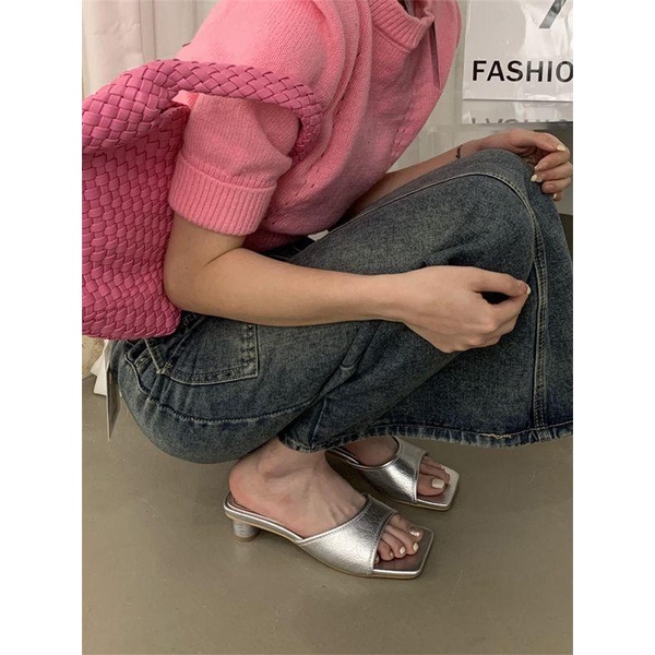 Dép Sandal Đế Dày Phẳng Gót Vừa Thời Trang Mùa Hè 2023 Phong Cách Pháp Hàng Mới Dành Cho Bạn Nữ Mang Đi Biển