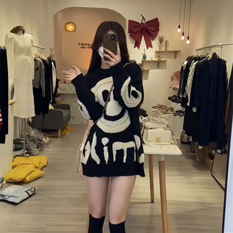 Jiashucheng Áo Sweater Chui Đầu Dáng Rộng Họa Tiết Mặt Cười Phong Cách Mới Mùa Đông Cho Nữ