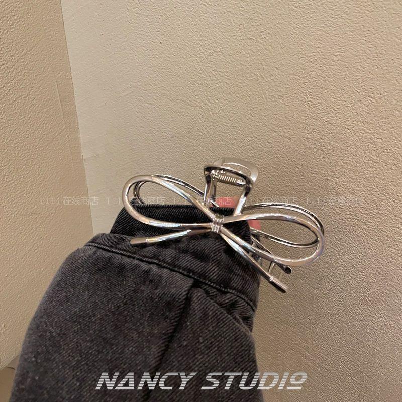 Kẹp Tóc Hình Cá Mập Cỡ Lớn Đính Nơ Sau Lưng Thời Trang Cho Nữ