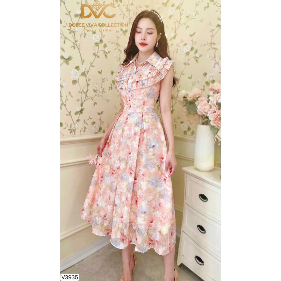 (Có sẵn ) VÁY HOA HÔNG XANH CỔ BÉ XẾP LY TẦNG V3935 - DVC phấn phối váy thiết kế chuẩn hãng