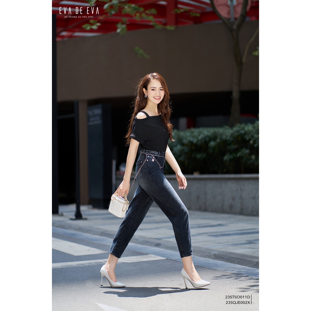 Áo thun nữ trễ vai tay ngắn, in họa tiết hoa LADY ME by Eva de Eva 23STSO011D