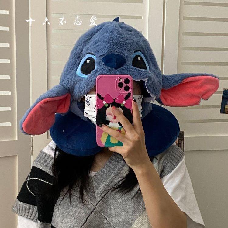 Gối Kê Cổ Chữ U Có Mũ Trùm Đầu Hình Stitch Hoạt Hình Siêu Dễ Thương