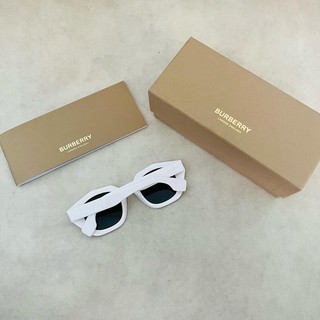 [CHÍNH HÃNG] KÍNH MÁT BURBERRY BE2306