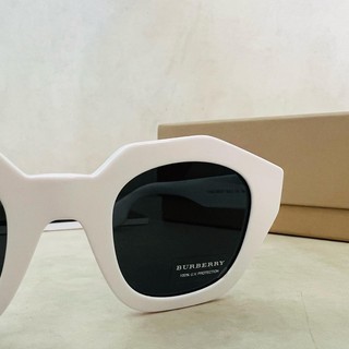[CHÍNH HÃNG] KÍNH MÁT BURBERRY BE2306