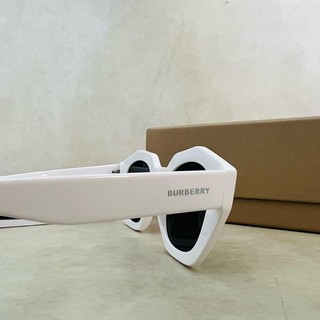 [CHÍNH HÃNG] KÍNH MÁT BURBERRY BE2306