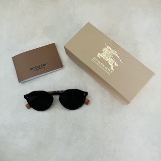 [CHÍNH HÃNG] KÍNH MÁT BURBERRY BE4280F