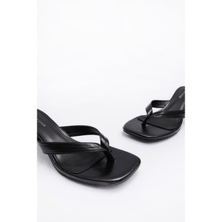 3675 - GUỐC ADDISON THONG HEELS