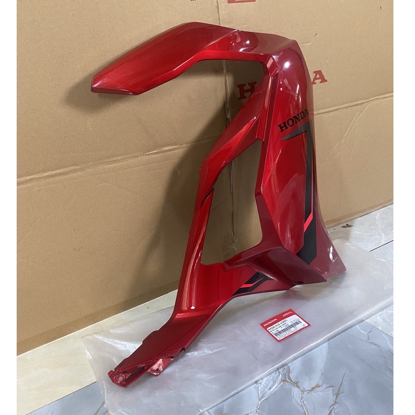 Cánh yếm bên phải | Bửng yếm Air Blade 125  màu Đỏ *R340* chính hãng Honda