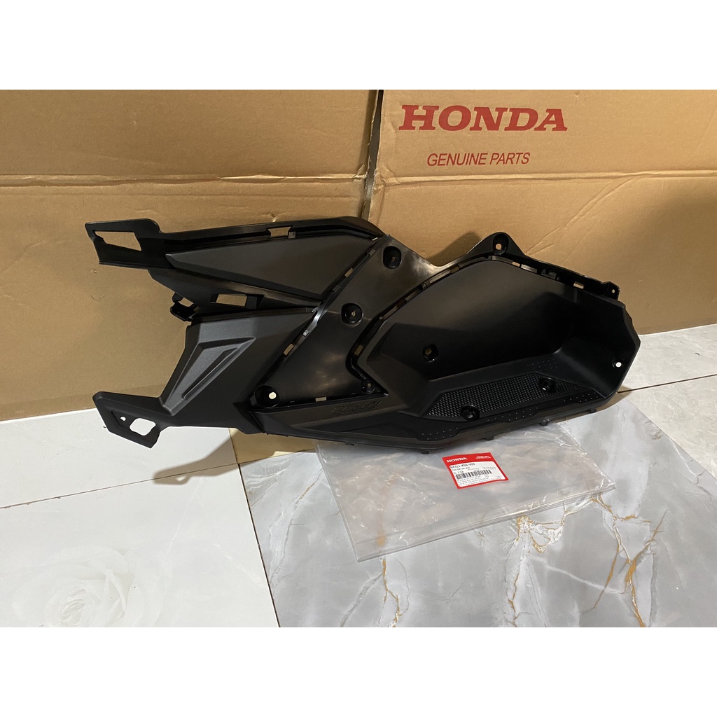 Tấm bắt sàn | sàn để chân bên phải Air Blade 125  chính hãng Honda