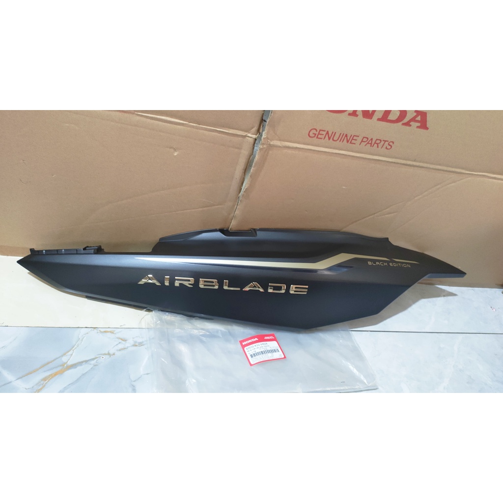 Bộ ốp thân bên phải | Ốp sườn Air Blade 125  màu Đen nhám*NHA76* chính hãng Honda