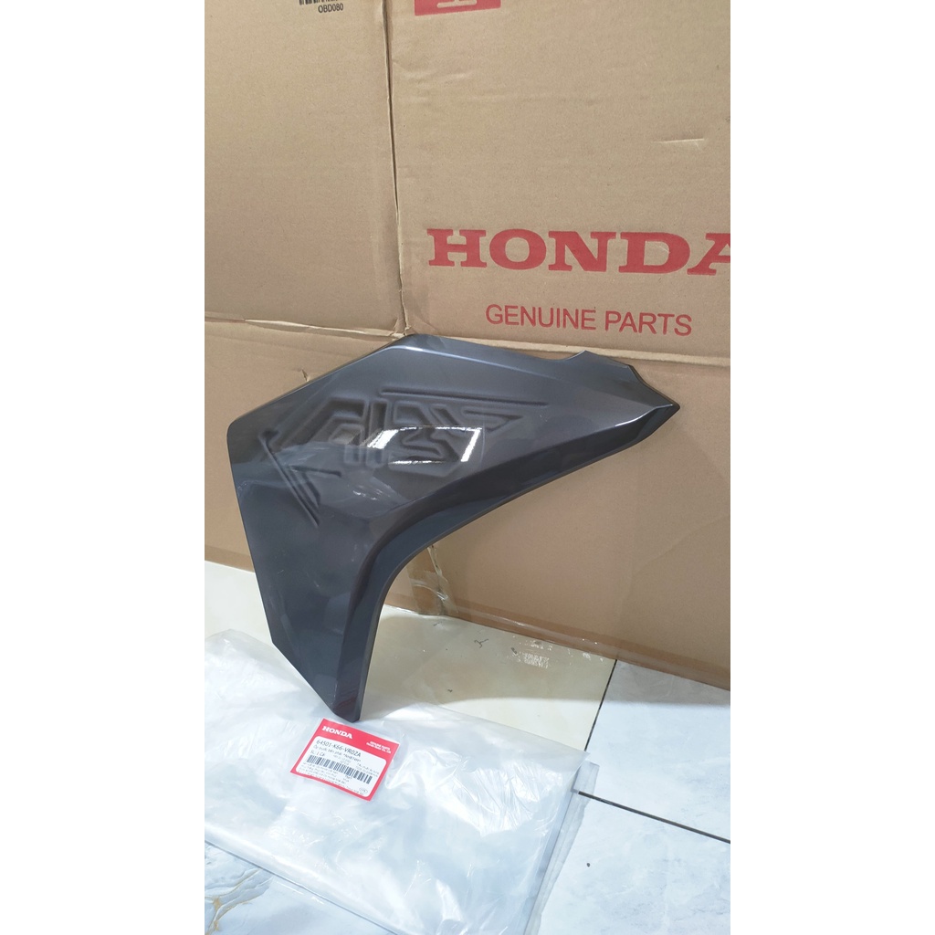 Ốp trước bên phải | Cánh yếm Air Blade 125  màu Xám đen *NHB74M* chính hãng Honda