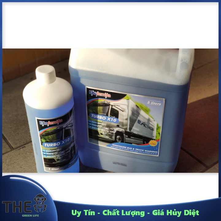 Siêu sạch  Nước Rửa Xe Không Chạm Siêu Mạnh Ekokemika TURBO X10