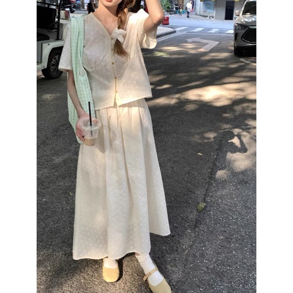 Set váy thô boi thêu 2 món HuAh áo sơ mi cổ V kèm chân váy dài midi 2 lớp ulzzang tiểu thư Hàn Quốc