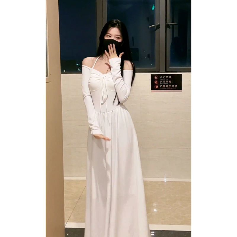 Đầm Tay Dài Hở Vai Màu Sắc Thời Trang Dành Cho Nữ