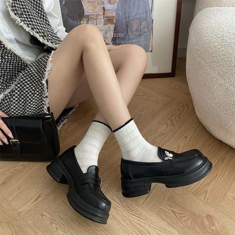 Giày nữ Lolita đáy dày đầu tròn tăng lên