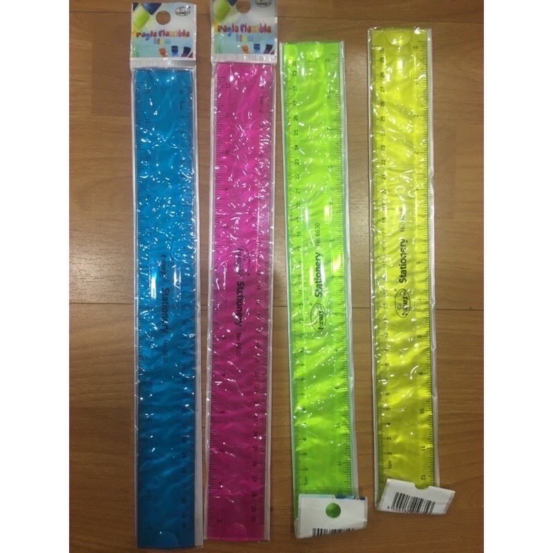 Thước kẻ dẻo bẻ không gãy dài 20 hoặc 30 cm