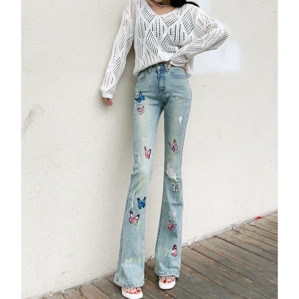 Quần Jeans Ống Loe Lưng Cao Thêu Hình Bướm Phong Cách Mới