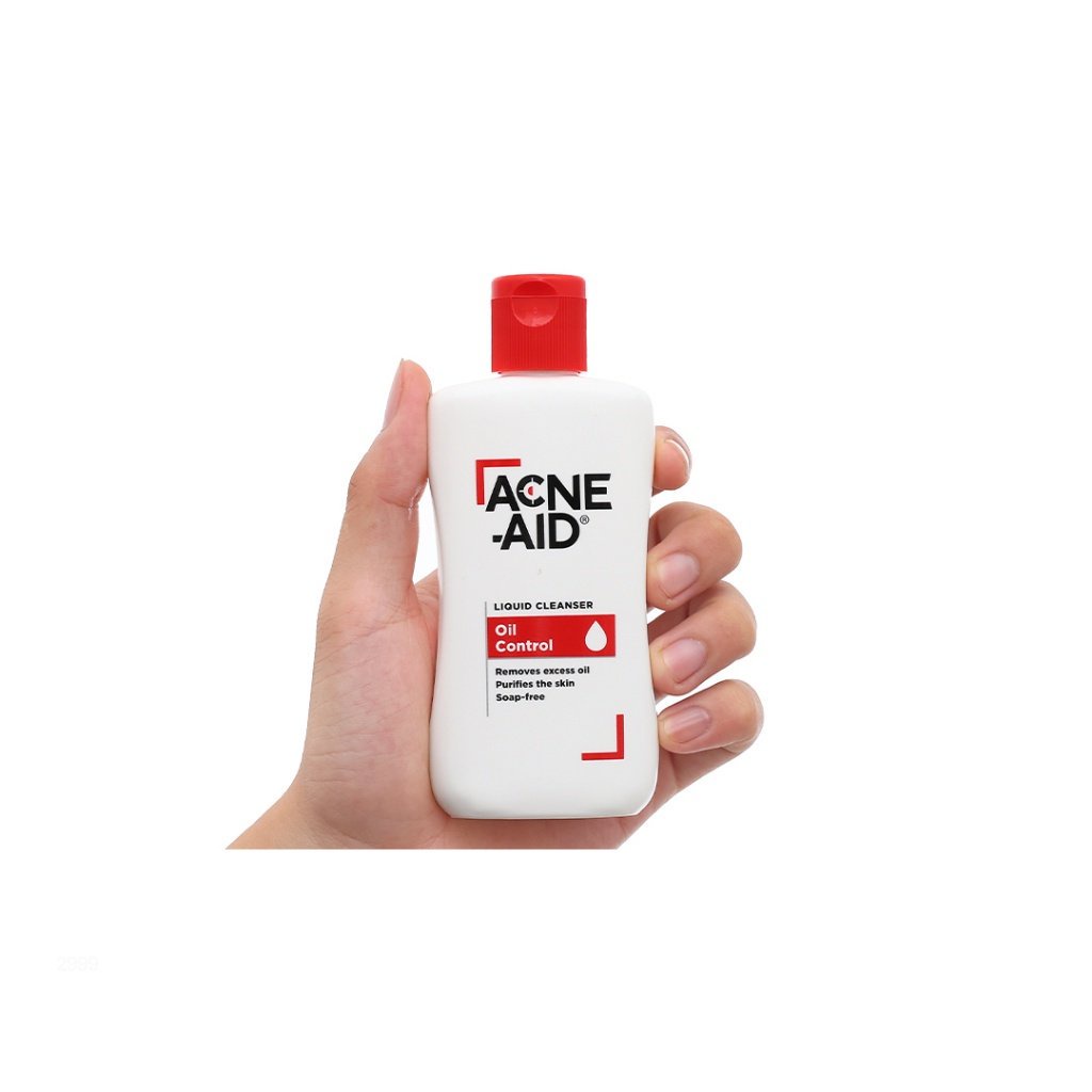 Sữa rửa mặt kiểm soát nhờn, cho da mụn ACNE - AID Liquid Cleanser Oil Control
