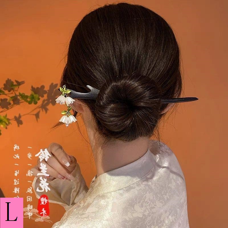 Trâm Cài Tóc Bằng Gỗ Phối Tua Rua Phong Cách Trung Hoa Cổ Điển Mới