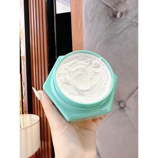 Kem body retinol Elly White