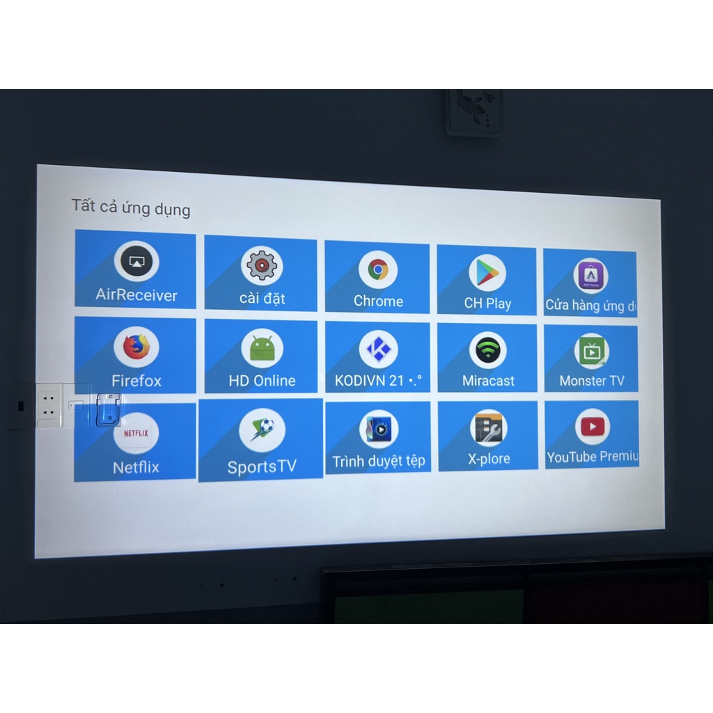 Máy Chiếu Aun Akey7 Max Thế Hệ Thứ 2  Full HD 1080P New 100% Độ Sáng 950 ANSI