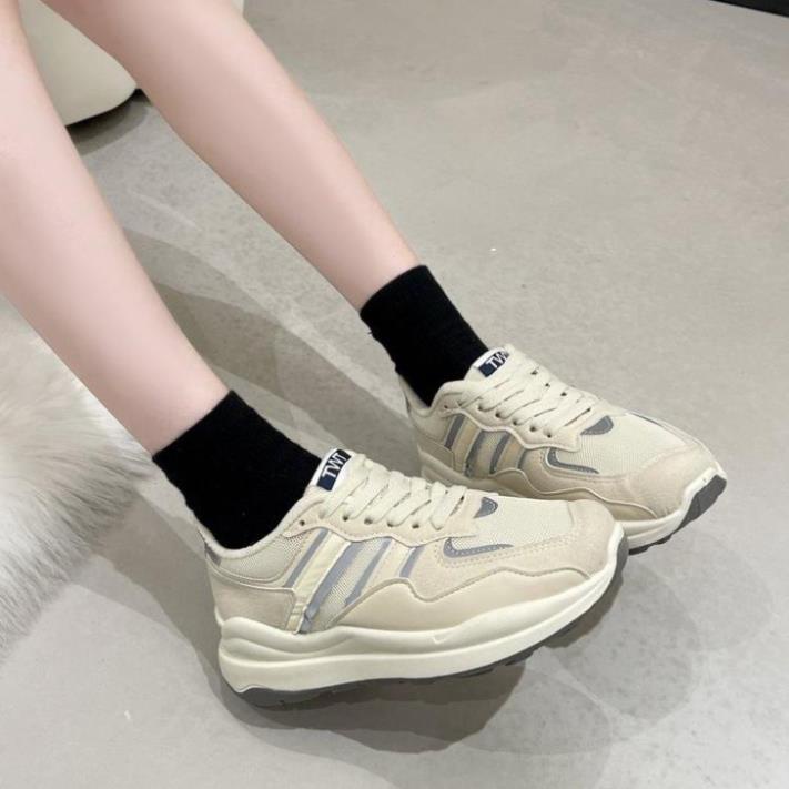 Giày Sport độn đế tăng độ cao , giày sneaker ulzzang nữ hot hit giá thành rẻ tới trường đi dạo tập gym đề được