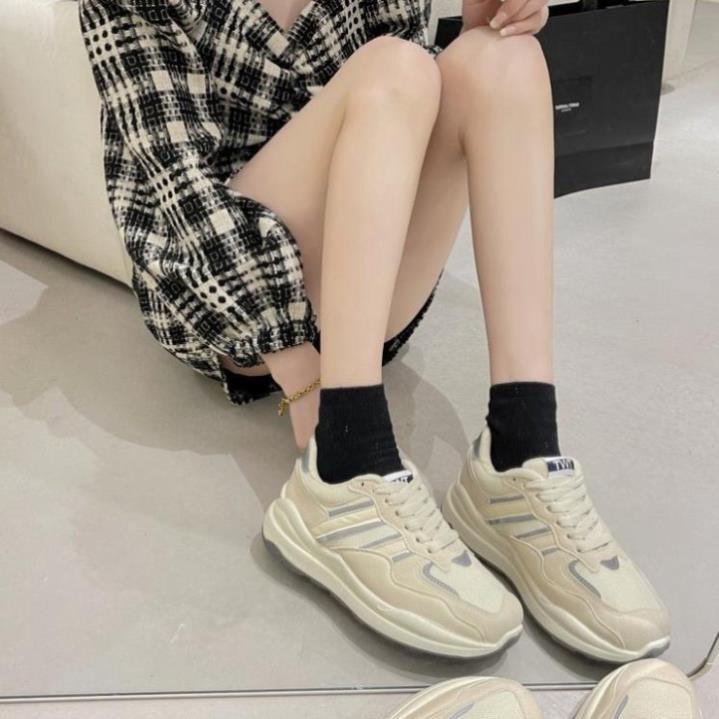 Giày Sport độn đế tăng độ cao , giày sneaker ulzzang nữ hot hit giá thành rẻ tới trường đi dạo tập gym đề được