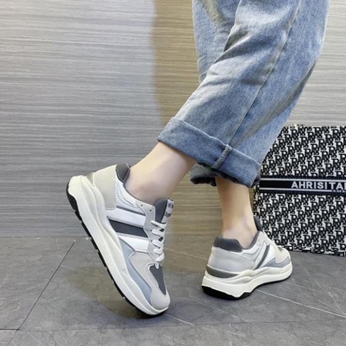 Giày Sport độn đế tăng độ cao , giày sneaker ulzzang nữ hot hit giá thành rẻ tới trường đi dạo tập gym đề được