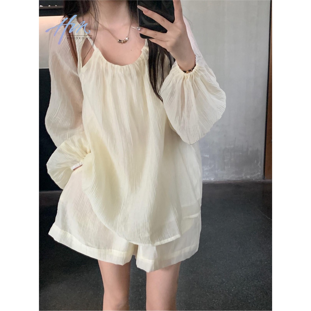 Bộ Áo Sơ Mi Chống Nắng Phối Quần Short Ống Rộng Phong Cách Pháp Thời Trang Mùa Hè Hàng Mới Dành Cho Bạn Nữ