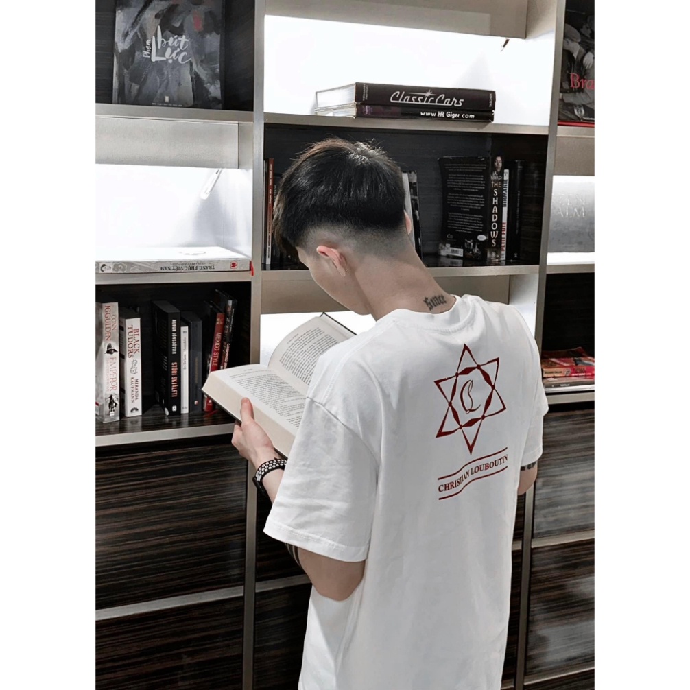 Áo phông Louboutin Hình Đôi Môi Kim Tuyến Tay Lỡ Form Rộng Chất Vải cotton 100% hot trend  mặc cực sướng