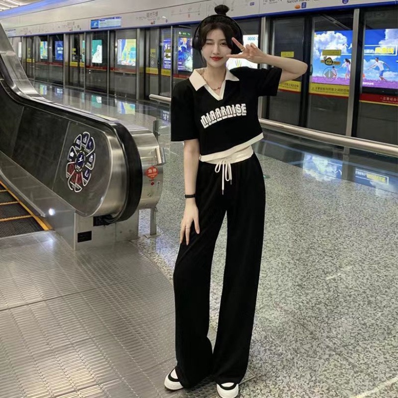 Áo khoác hoddie gucci chất nỉ lót lông ấm áp-áo khoác gucci cánh tay phối sọc thêu chất lượng