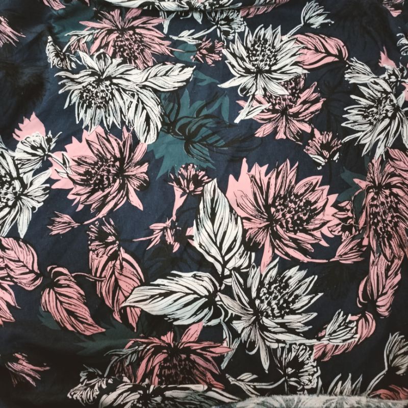 Linen hoa lên đầm siêu cưng ạ