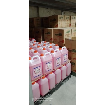 Nước giặt 10L V-green