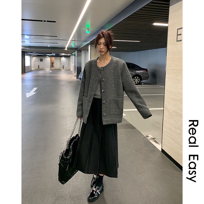 Áo Khoác Dáng Rộng Màu Xám Phong Cách Pháp Thời Trang Mùa Thu Mới Cho Nữ