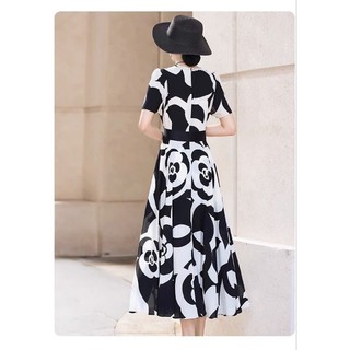 Đầm maxi cổ V in hoa cao cấp