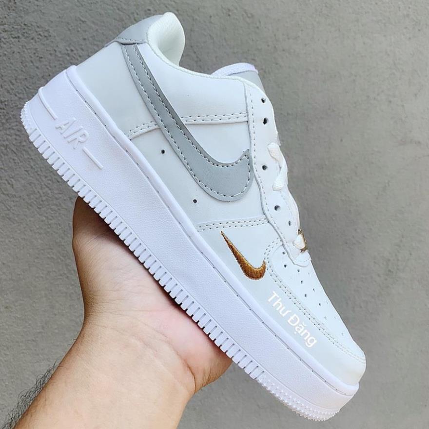 Giày thể thao air force 1 vệt xám logo vàng , Giày AF1 trắng vệt xám nam nữ bản đẹp 2022