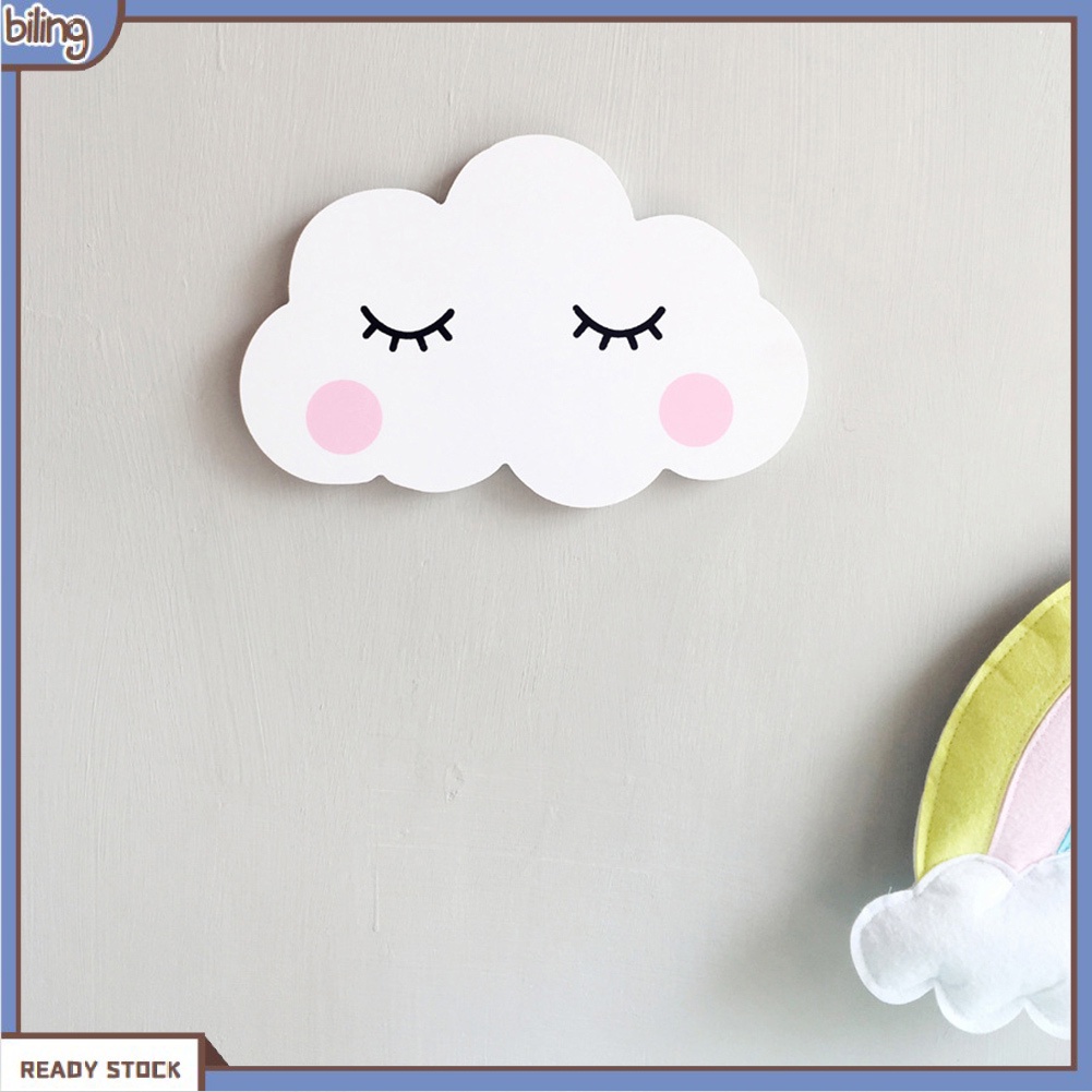 Miếng dán tường trang trí bằng gỗ hình đám mây/ mặt trăng đáng yêu