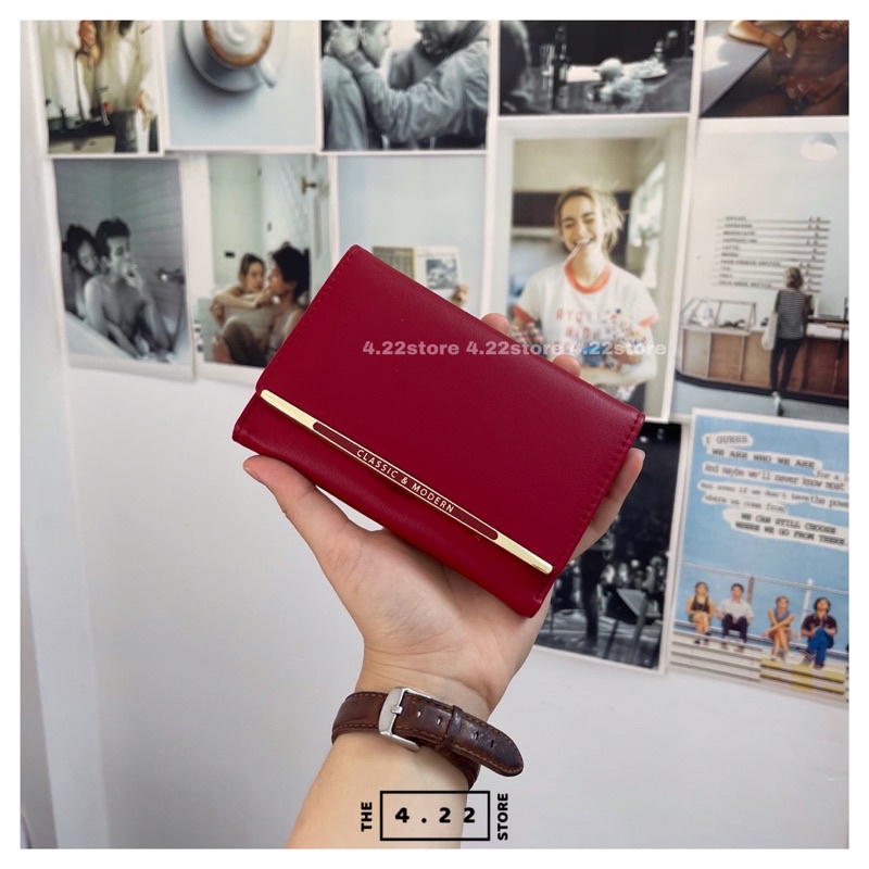 VÍ NỮ GẤP 3 LOGO Classic & M