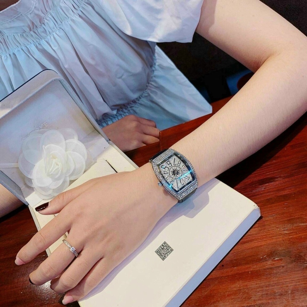 Đồng hồ nữ FM máy pin dây cao su mặt full đá cao cấp có bảo hành DHN002 MTP-STORE