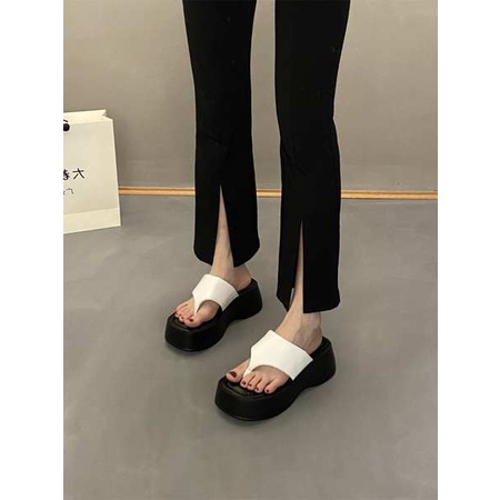 Dép Xỏ Ngón Đế Dày Màu Trắng Thời Trang Mùa Hè