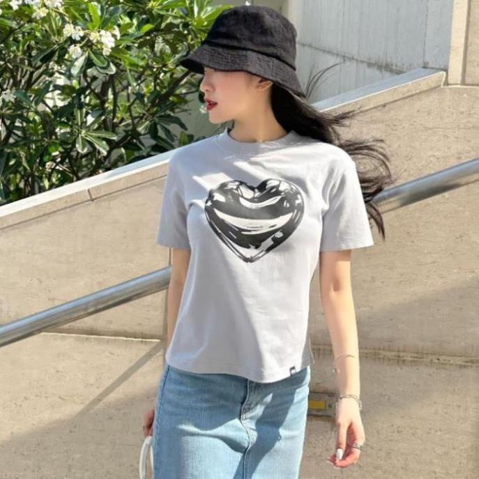 Áo BABY TEE BLACK HEART, áo thun baby tee cotton 100% localbrand.studio Seller Localbrand 2023