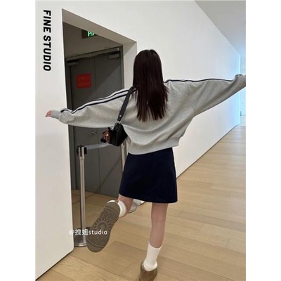 Set Áo Nỉ Dài Tay Sọc Ngang + Chân Váy Chữ a Lưng Cao Thời Trang Nữ